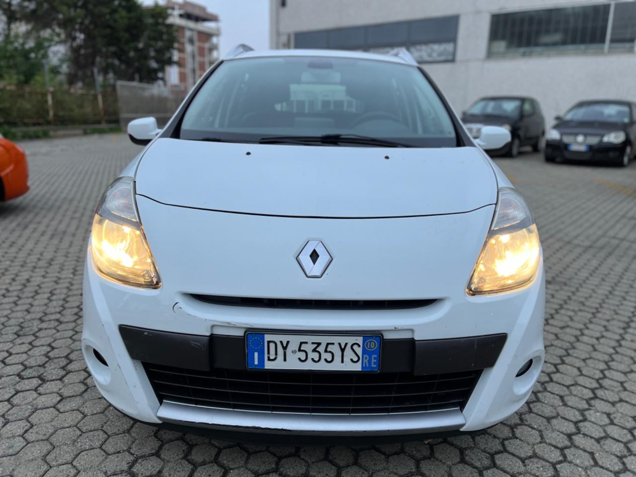 Renault Clio 1.2 16V SporTour Dynamique