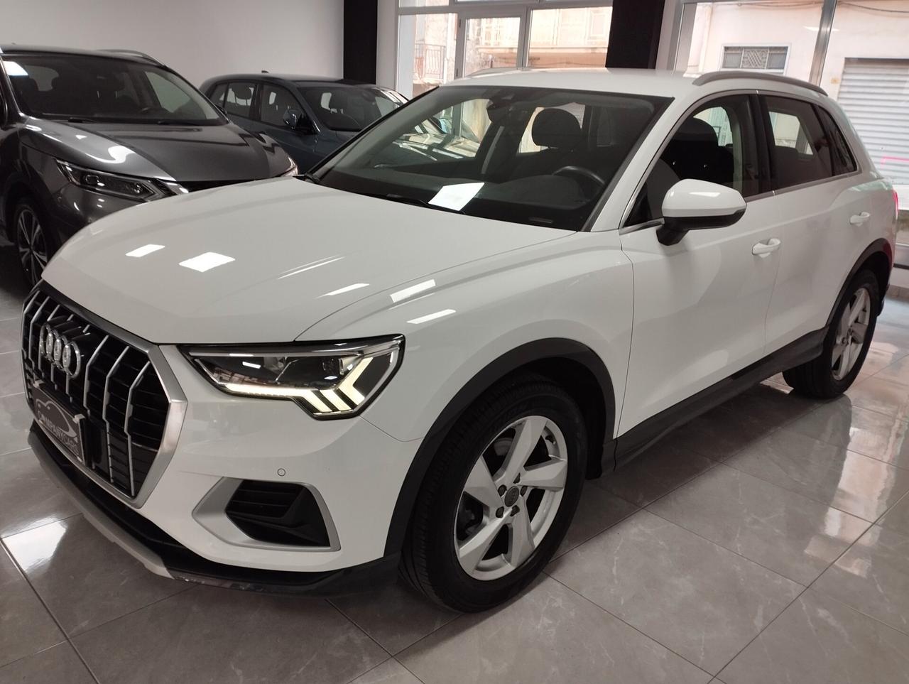 Audi Q3 35 TDI S tronic Business Advanced