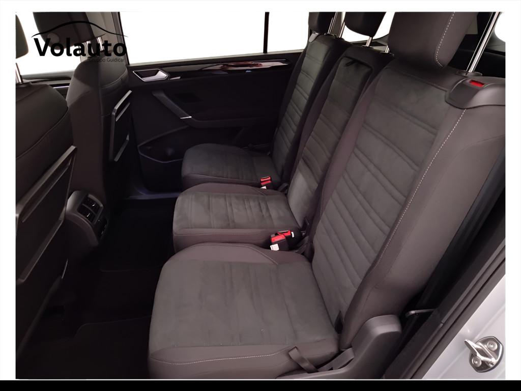 VOLKSWAGEN Touran III 2015 - Touran 2.0 tdi Executive dsg