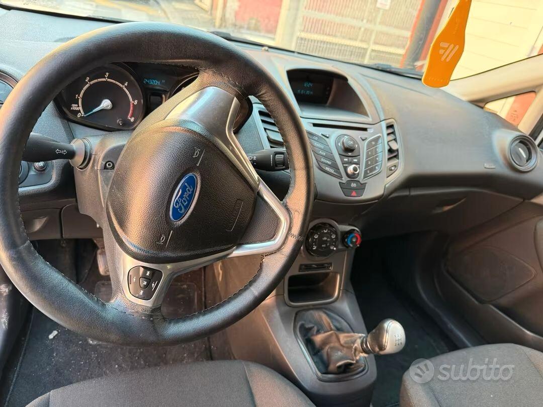Ford Fiesta 1.5 TDCi 75CV 3 porte Business N1