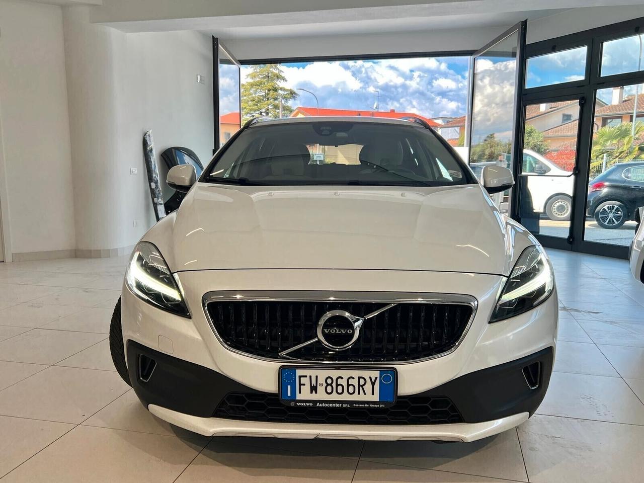 Volvo V40 Cross Country V40 Cross Country D2 Momentum
