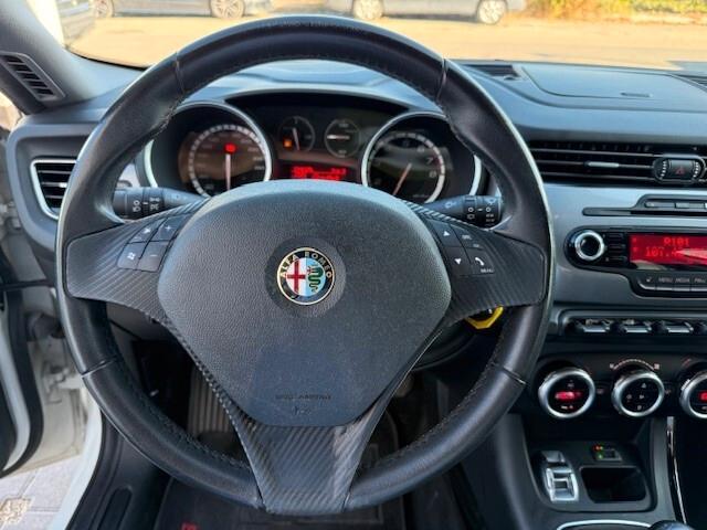 Alfa Romeo Giulietta 1.4 Turbo 120 CV GPL Distinctive 2013