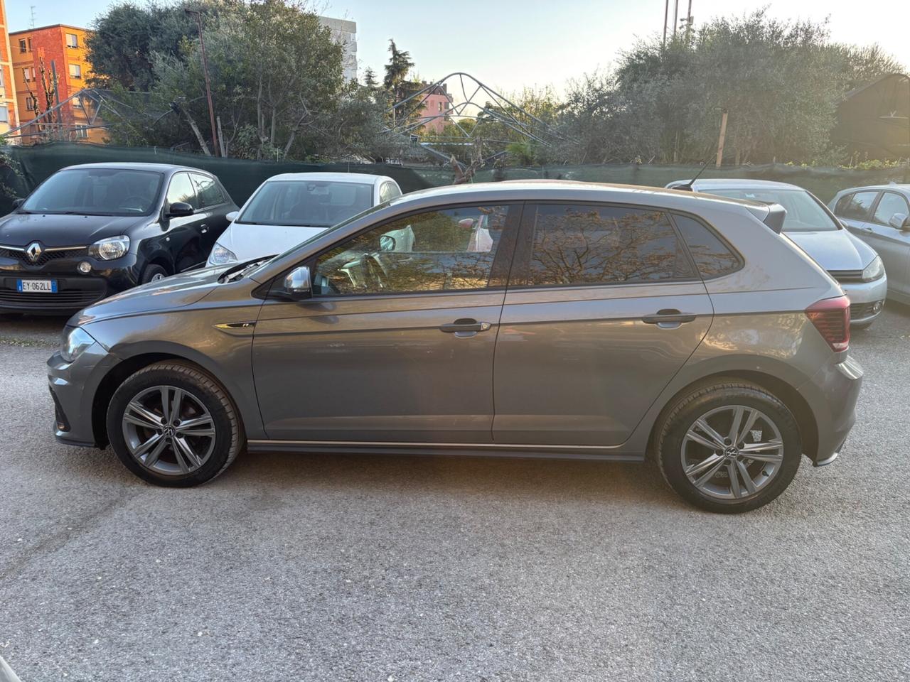 Volkswagen Polo 1.0 5p. R-Line OK NEOPATENTATI