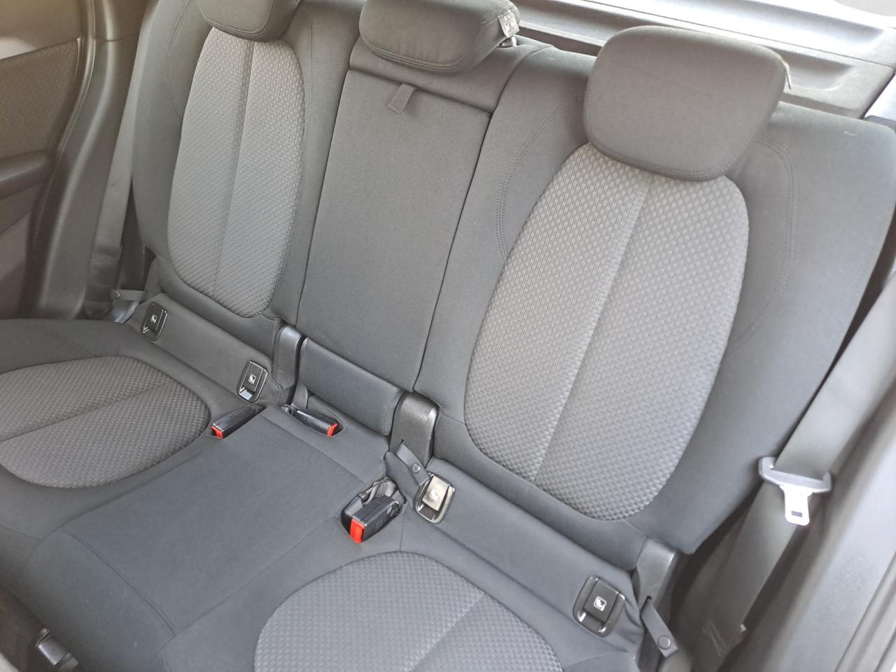 BMW X1 (F48) - X1 sDrive16d