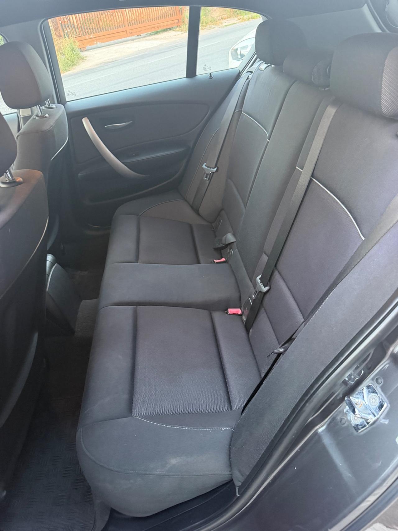 Bmw serie 1 118d E87