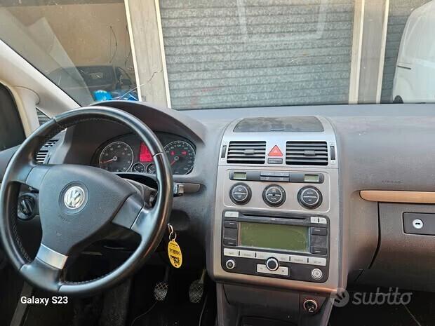 Volkswagen Touran 2.0 Highline Ecofuel METANO