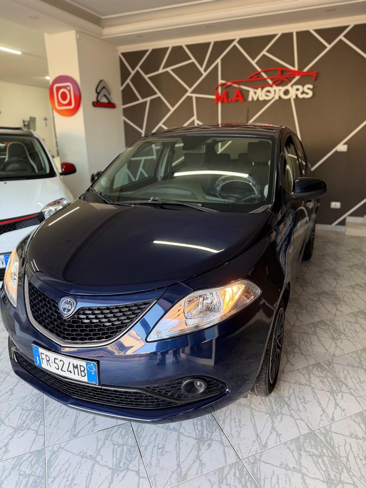 Lancia Ypsilon 1.2 69 CV 5 porte GPL Ecochic Gold
