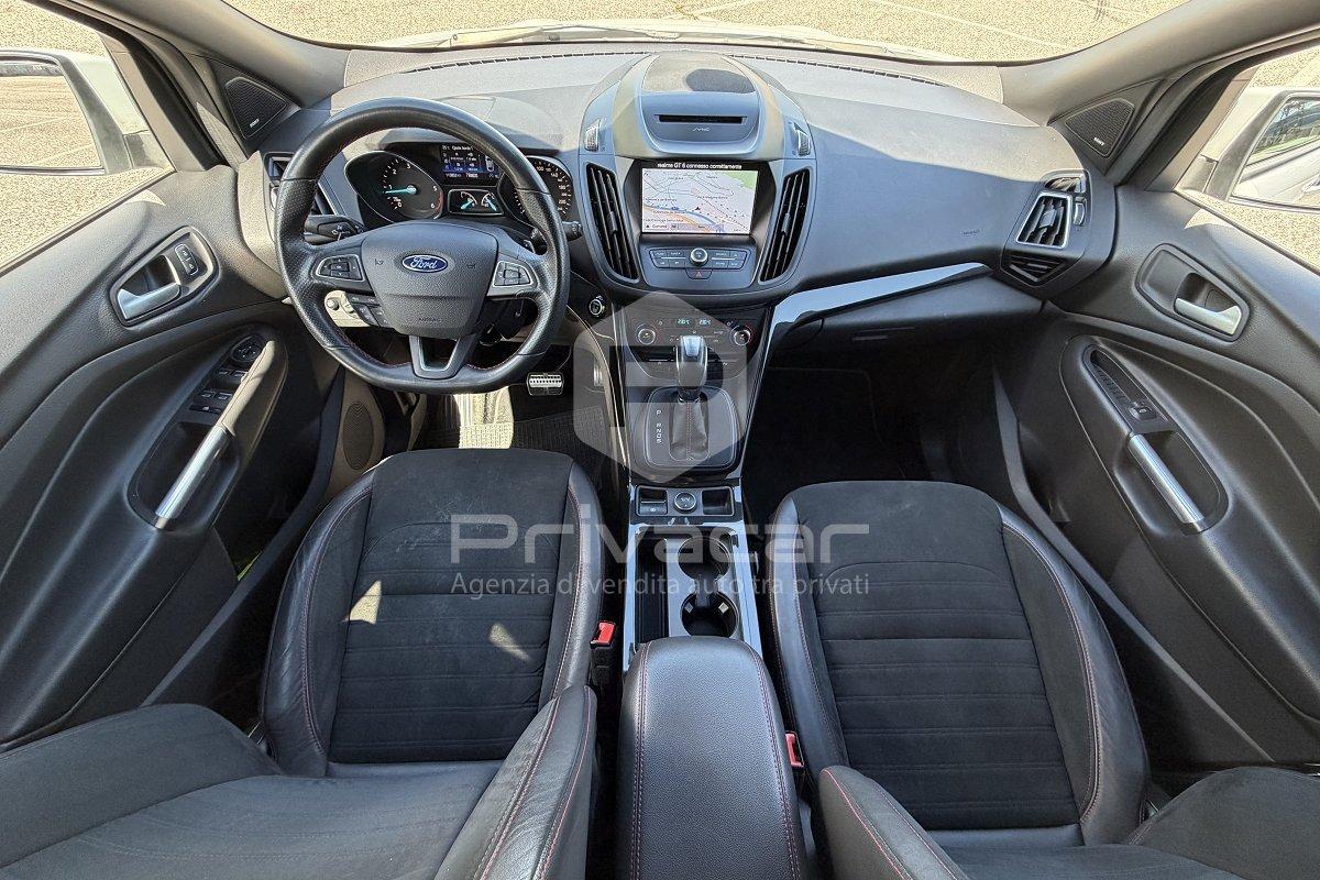 FORD Kuga 2.0 TDCI 150 CV S&S 4WD Powershift ST-Line
