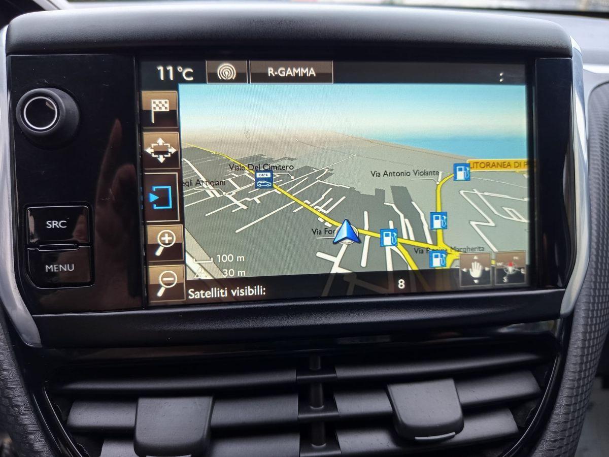 PEUGEOT 2008 BlueHDi 100 Allure - 2016