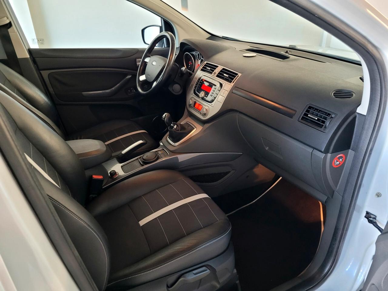 Ford Kuga 2.0 TDCi 136 CV 4WD Titanium DPF