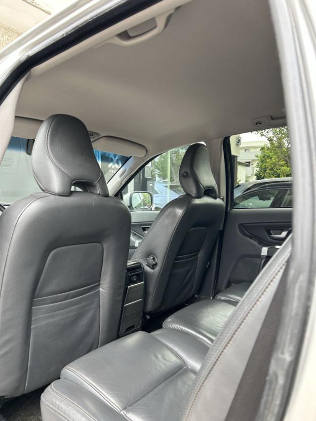 VOLVO XC90 D5 AWD Geartronic Summum