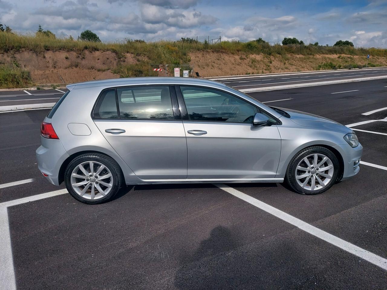 Volkswagen Golf 1.6 TDI 110cv 5p. Km in auostrada
