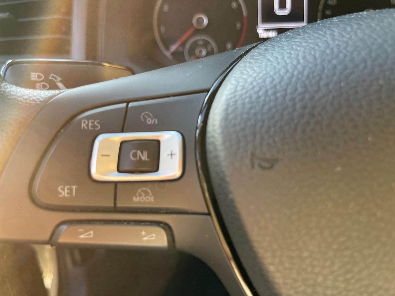 Volkswagen Polo Comfortline 1.0 MPI EVO #6798