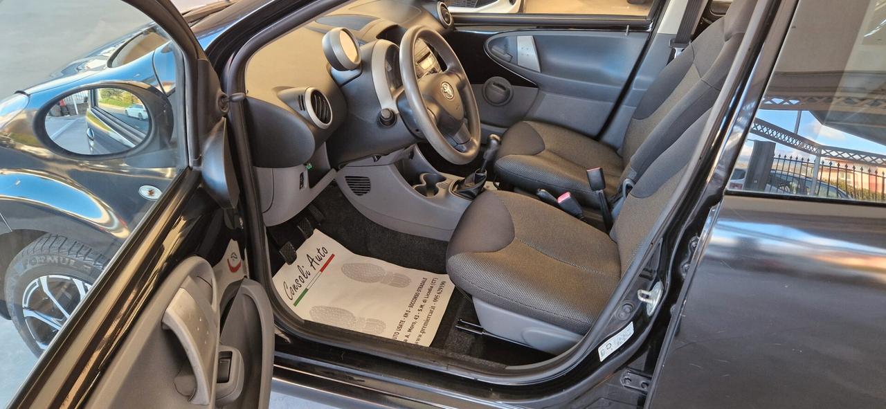 Toyota Aygo 1.0 12V VVT-i 5 porte