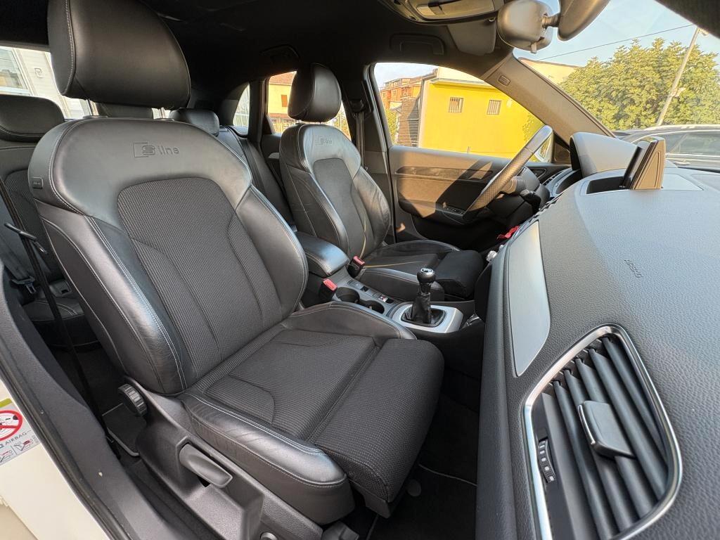 Audi Q3 2.0 TDI 140cv S LINE
