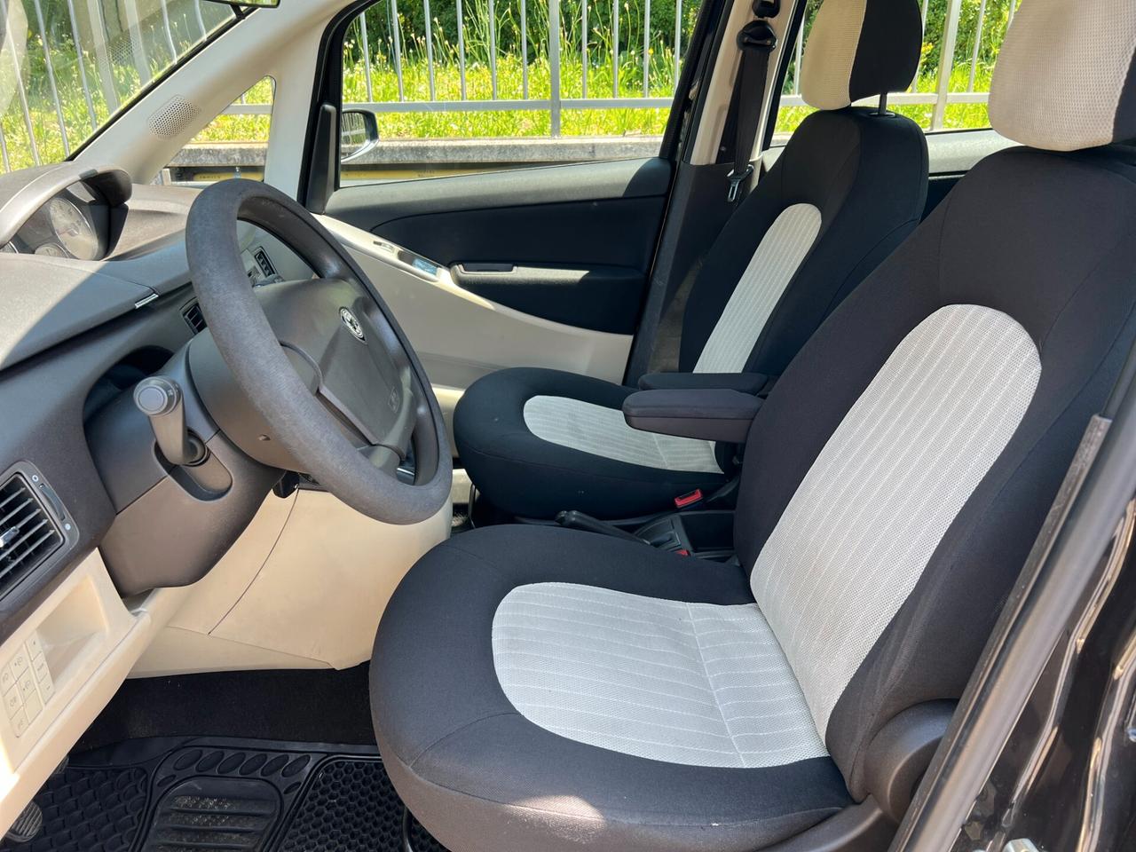 Lancia MUSA 1.4 16V Oro Euro 4 adatta a neopatentati