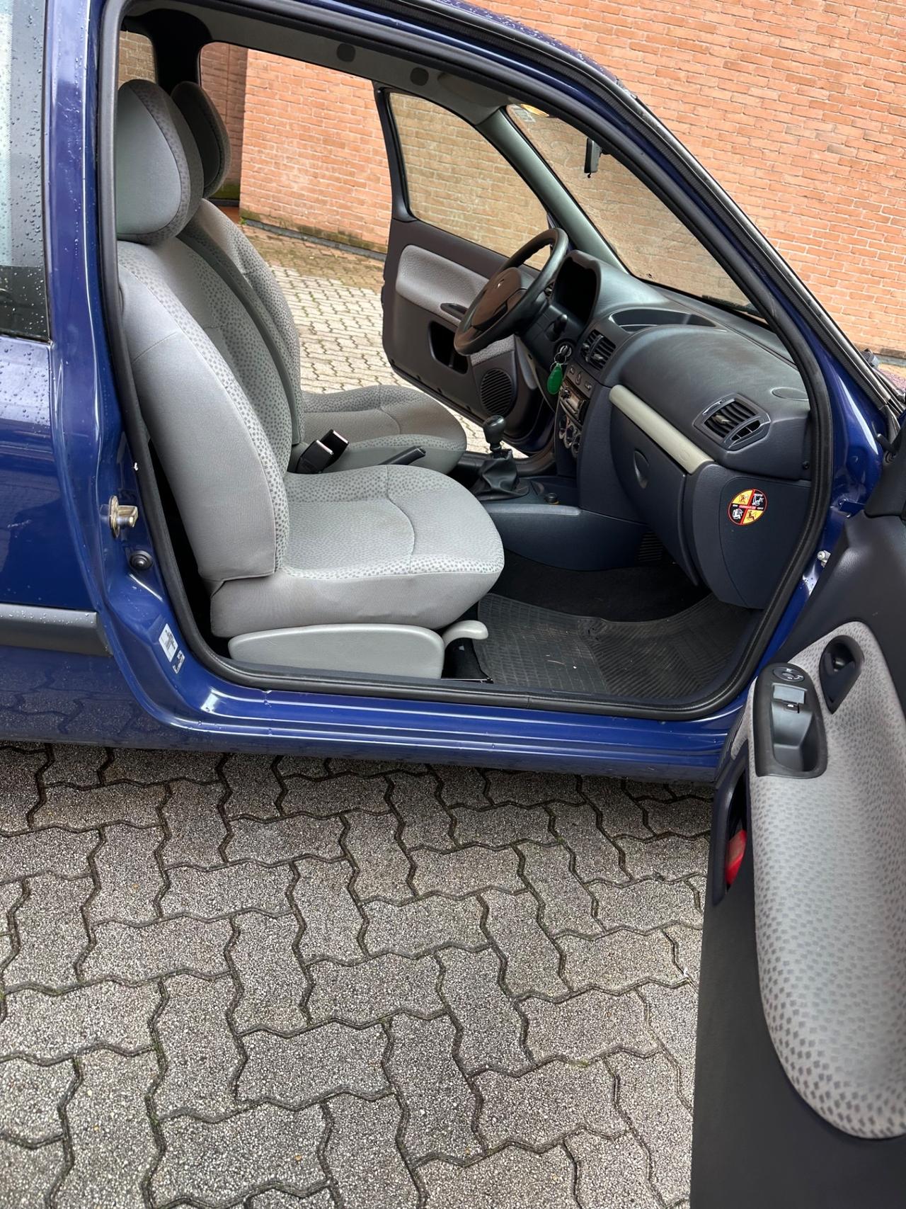 Renault Clio Storia 1.2 5 porte Dynamique