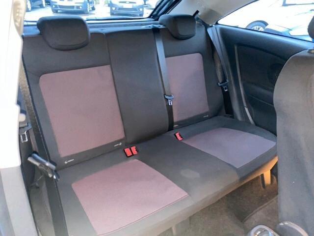 Opel Corsa 1.2 3 porte Club