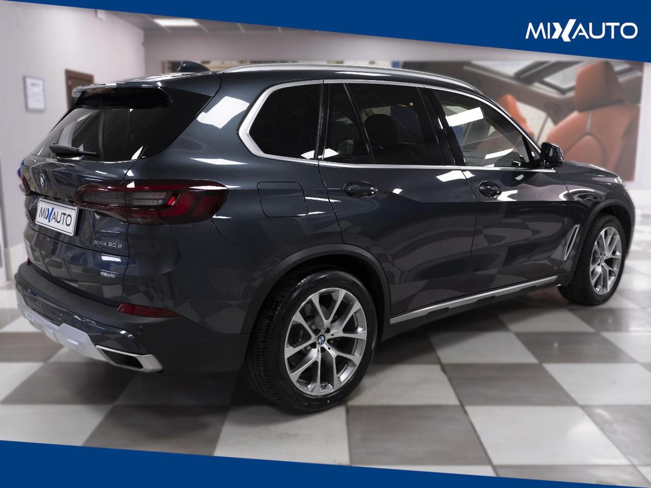 BMW X5 xDrive30d MHEV 48V xLine Auto