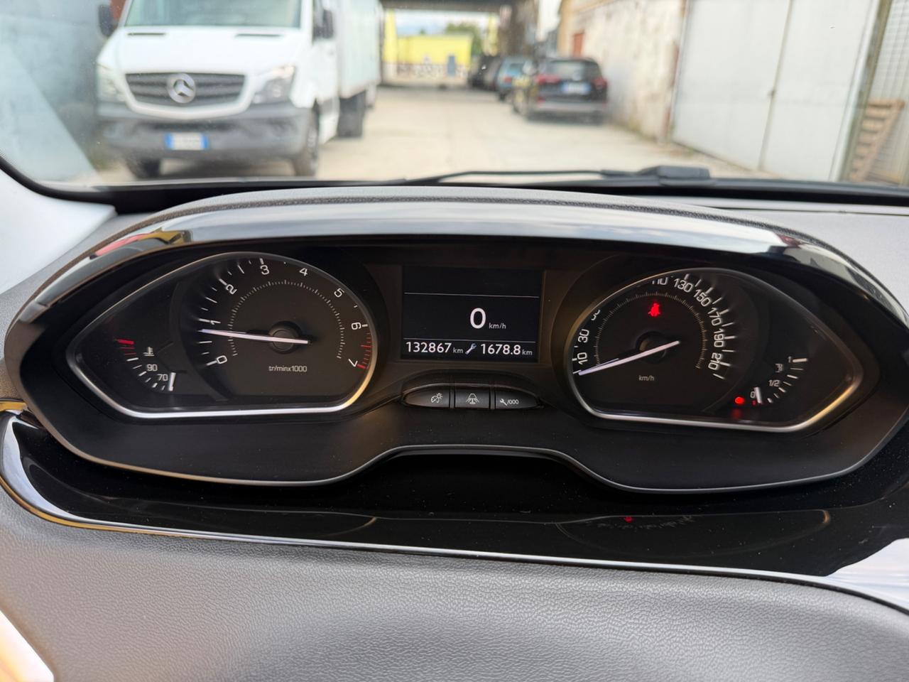 Peugeot 208 1.2 VTi 5 porte Navigatore - 2012