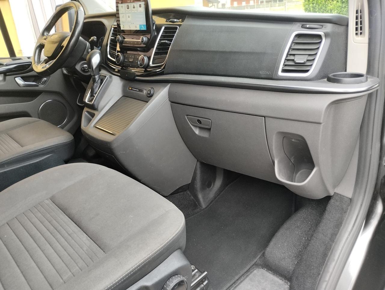 Ford Tourneo Custom 310 2.0 TDCi 170CV PC Titanium