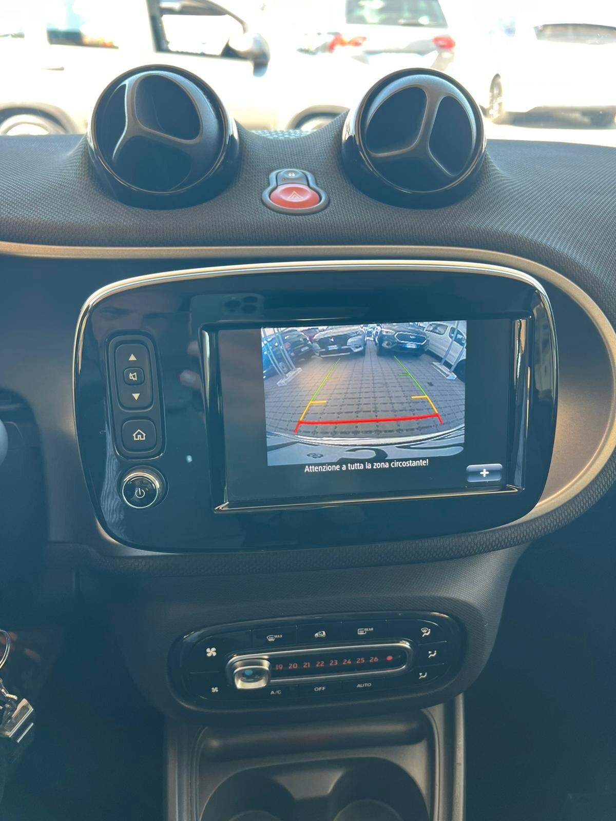 Smart ForTwo 70 1.0 twinamic Passion + TETTO PANORAMICO + NAVIGATORE