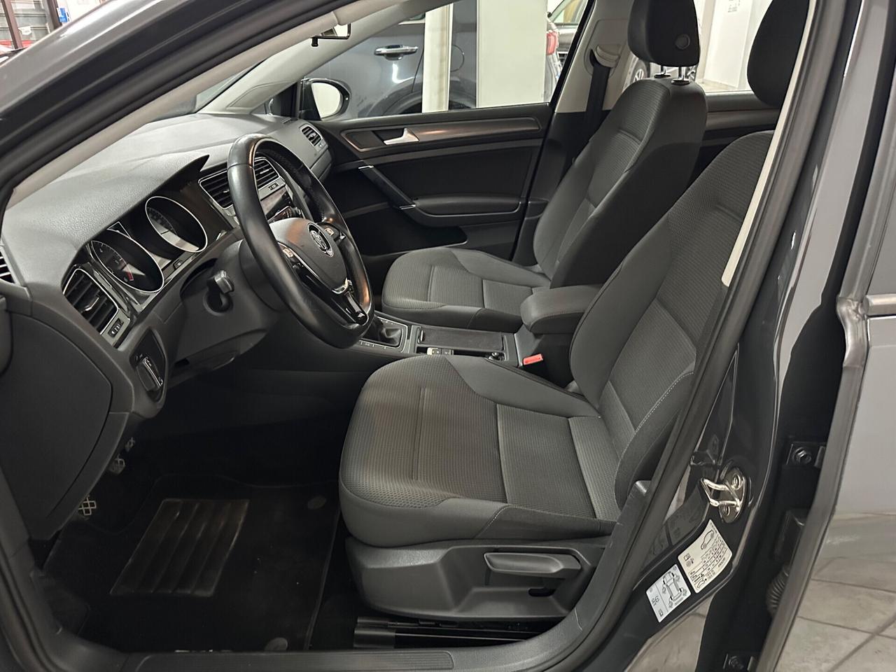 Volkswagen Golf 1.6 TDI 115 CV 5p. Business BlueMotion Technology