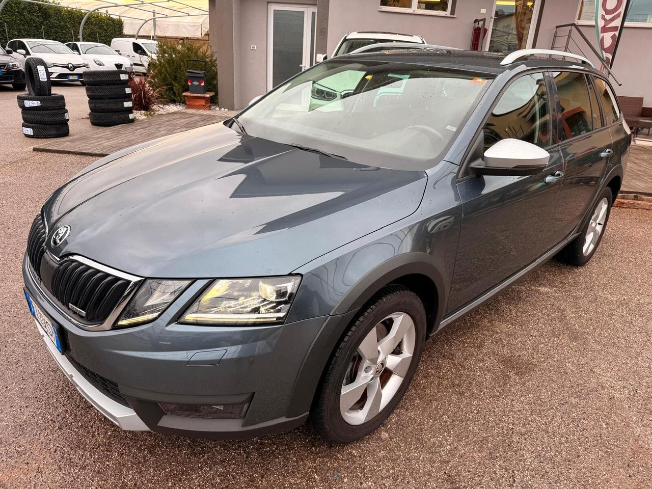 Skoda Octavia 2.0 TDI SCR 184 CV DSG Wagon 4x4 Scout