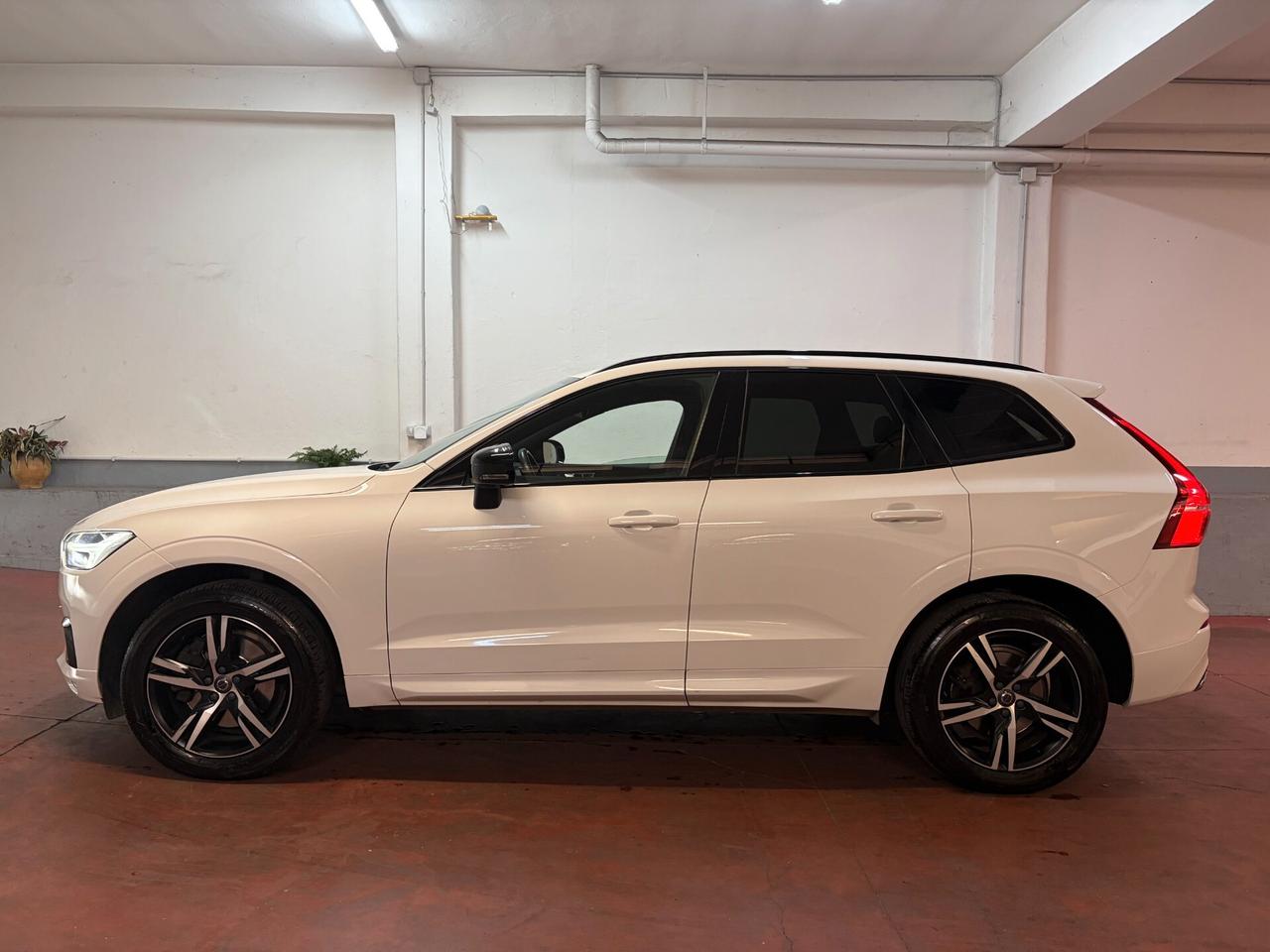 Volvo XC 60 B4 (d) AWD Geartronic R-design