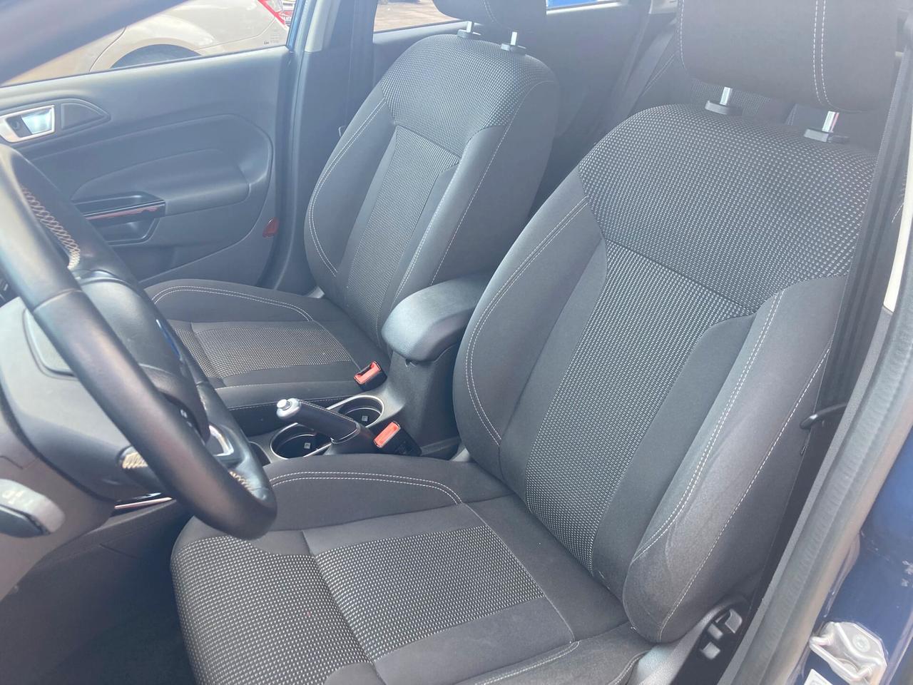 Ford Fiesta 1.5 TDCi 75CV 5 porte Titanium