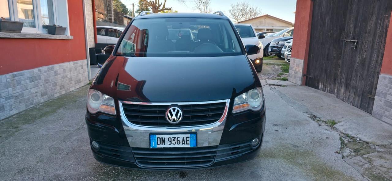 Volkswagen Touran 1.9 TDI 105CV DPF Highline 5 posti