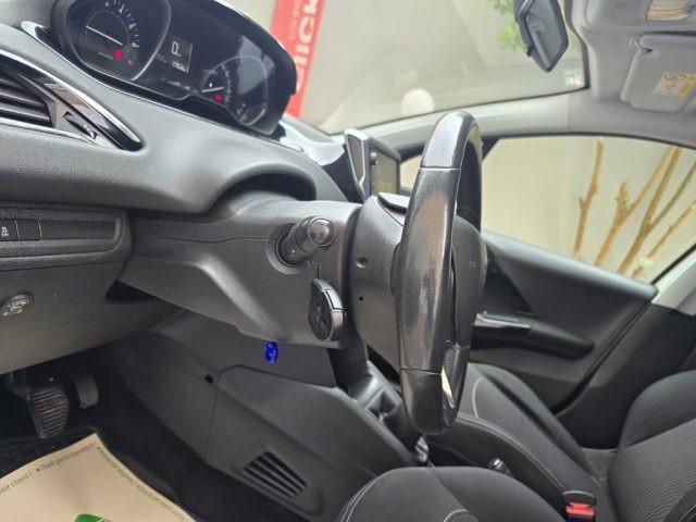 PEUGEOT 208 1° serie PureTech 82 5p. GPL BLACK EDITION