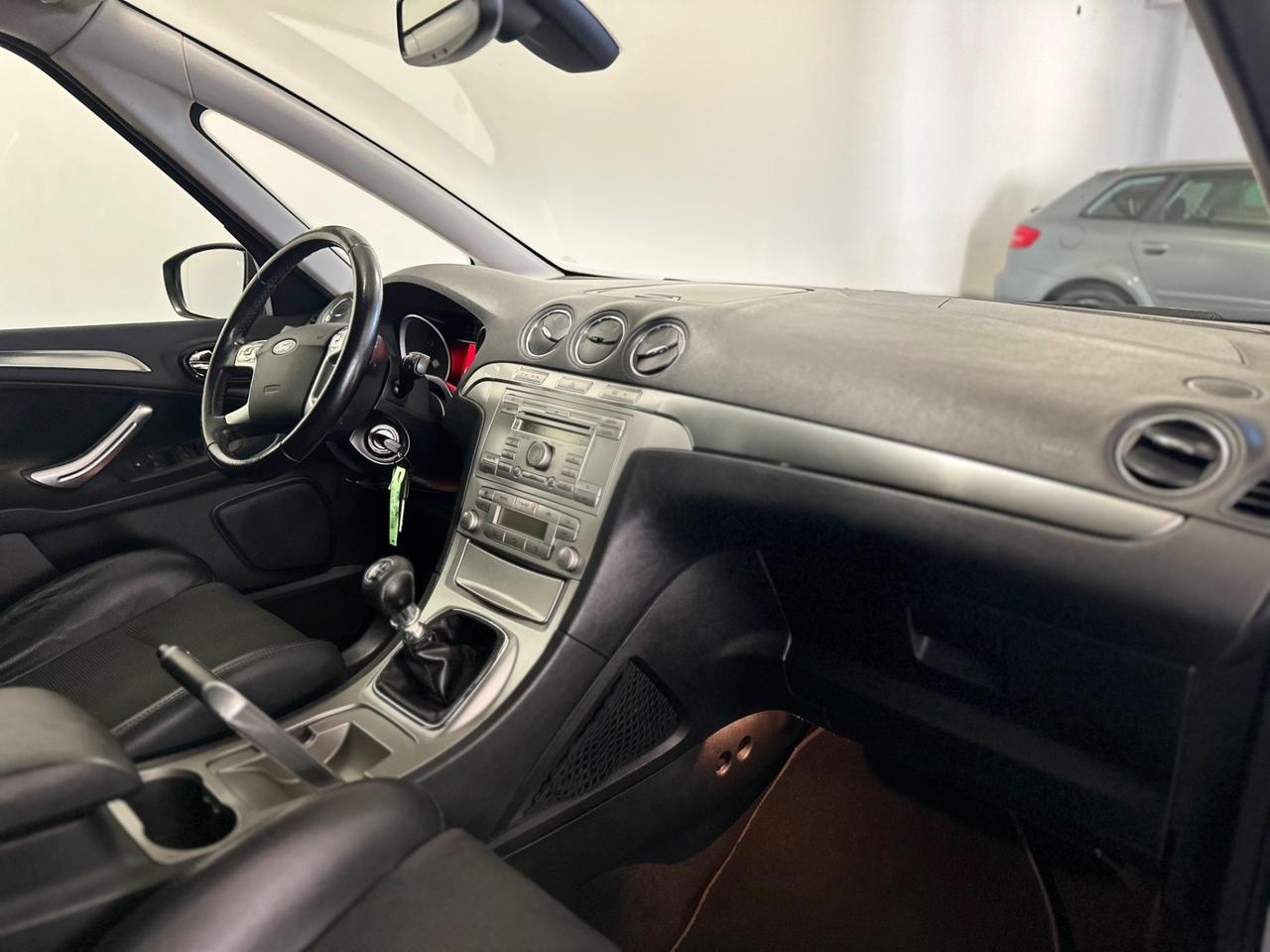 Ford S-Max 1.8 TDCi 125CV TITANIUM NEOPATENTATI