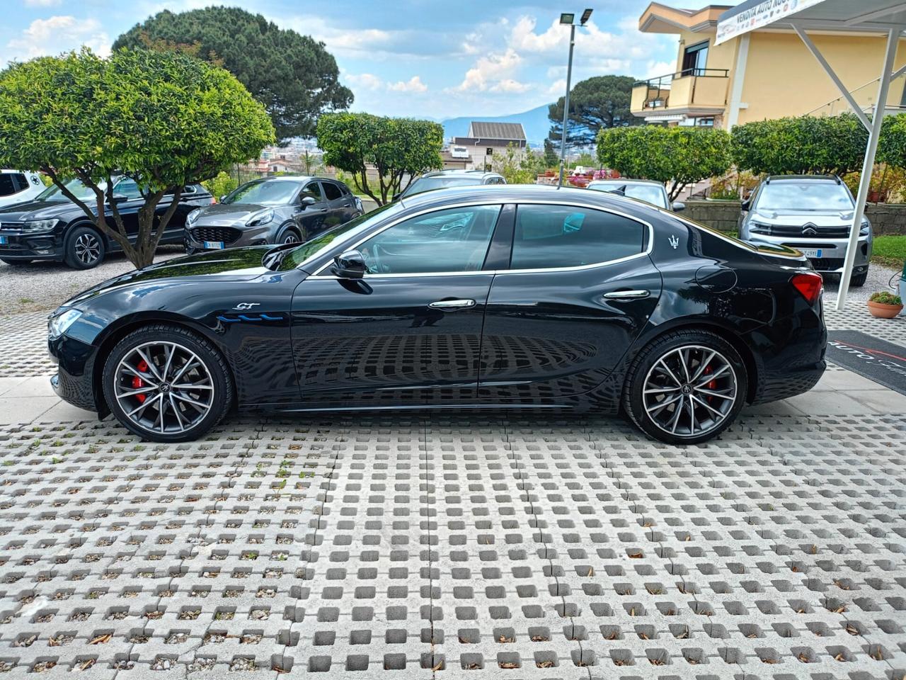 Maserati Ghibli 330 CV MHEV GT