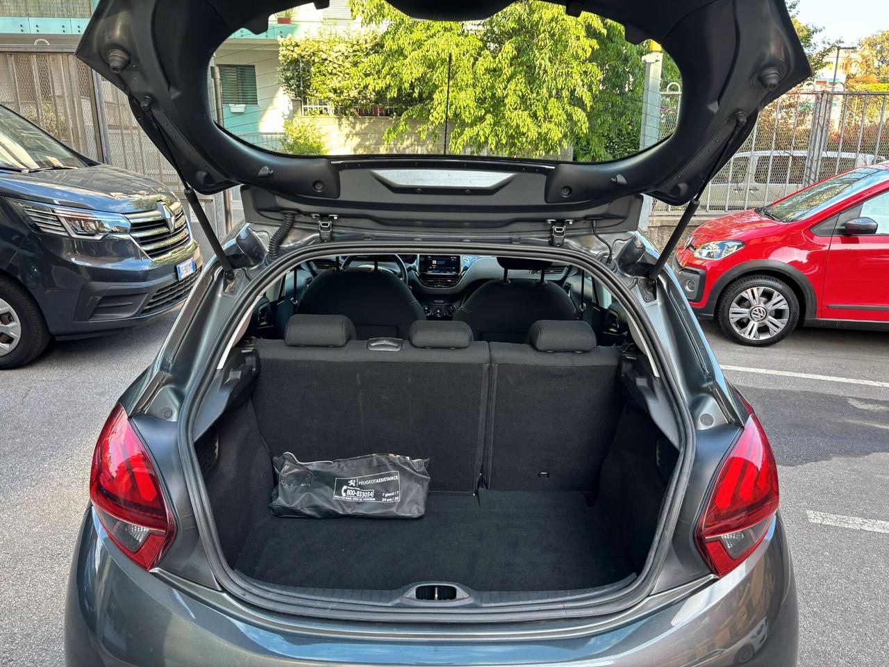 Peugeot 208 BlueHDi 75 5 porte Active