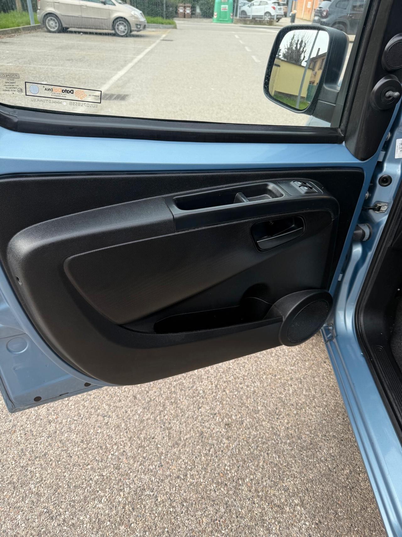 Fiat Qubo 1.4 METANO - NEOPATENTATI - 12 MESI DI GARANZIA -