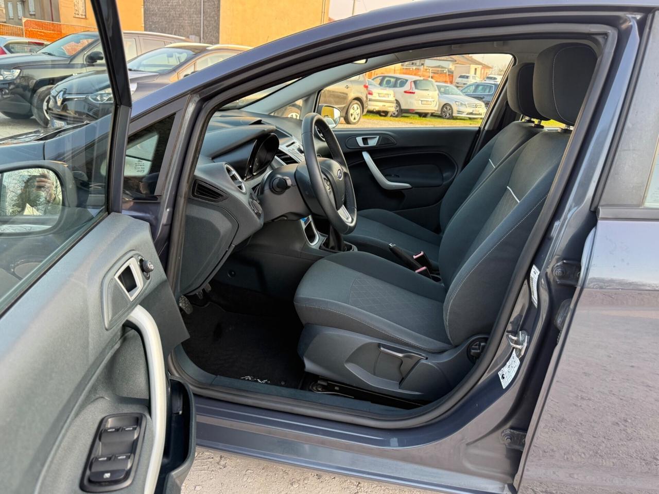 Ford Fiesta 1.4 16V 5p.Bz.- GPL Business UNICO PRO