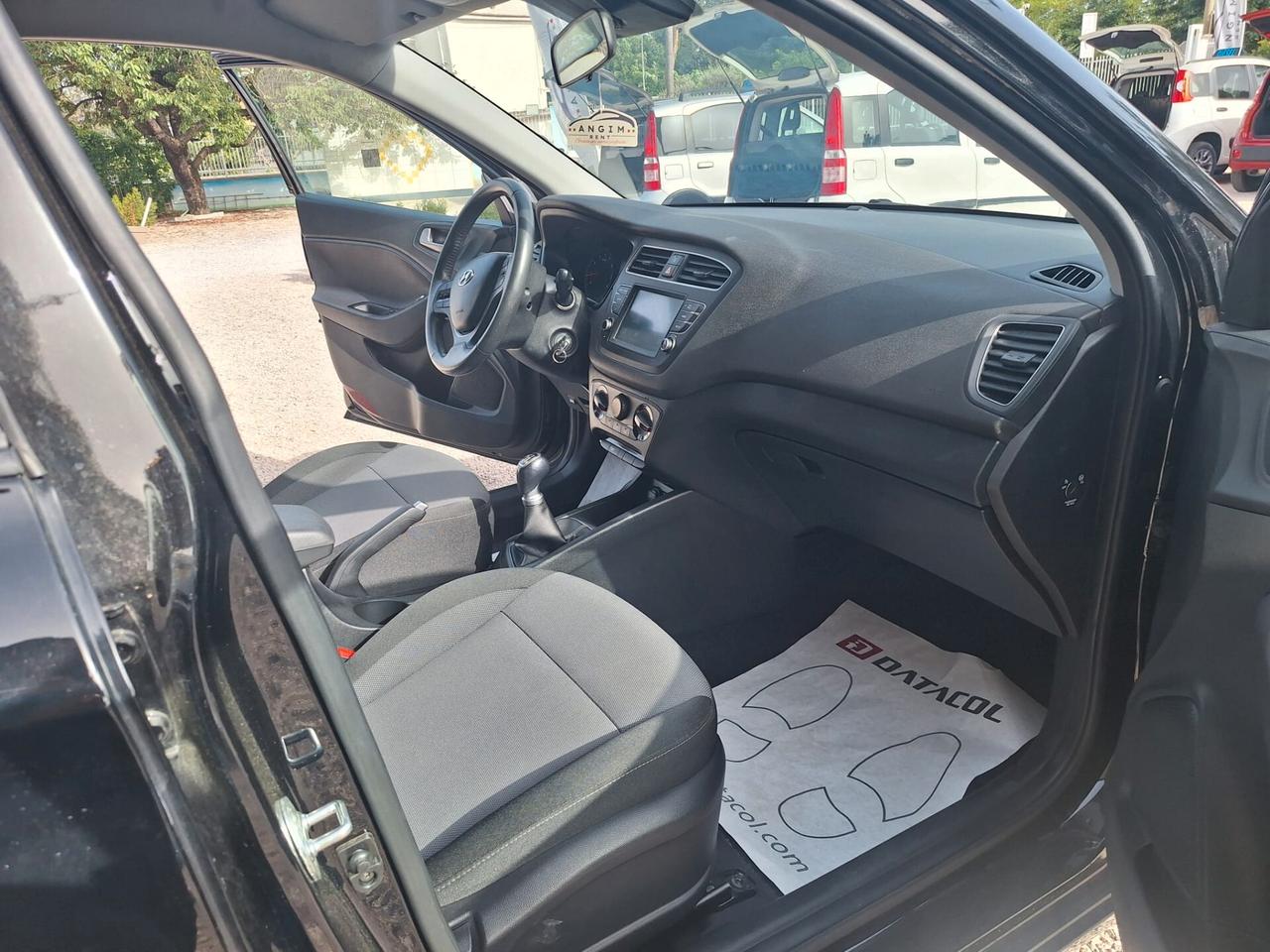 Hyundai i20 1.2 5 porte Connectline