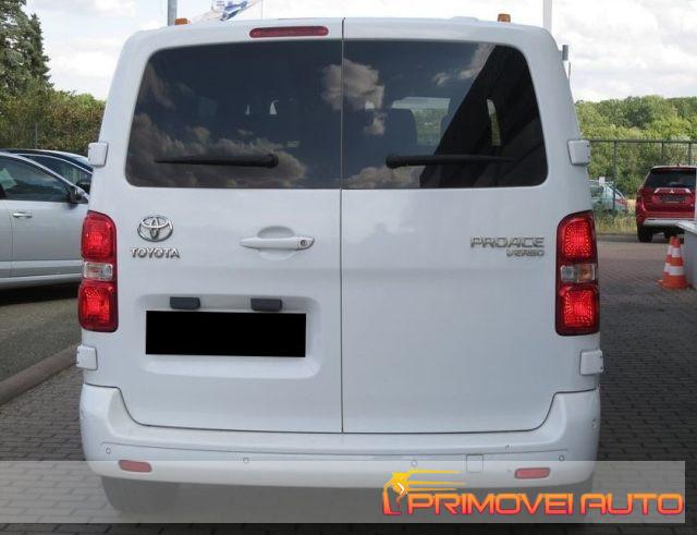 TOYOTA Proace Verso 1.5D