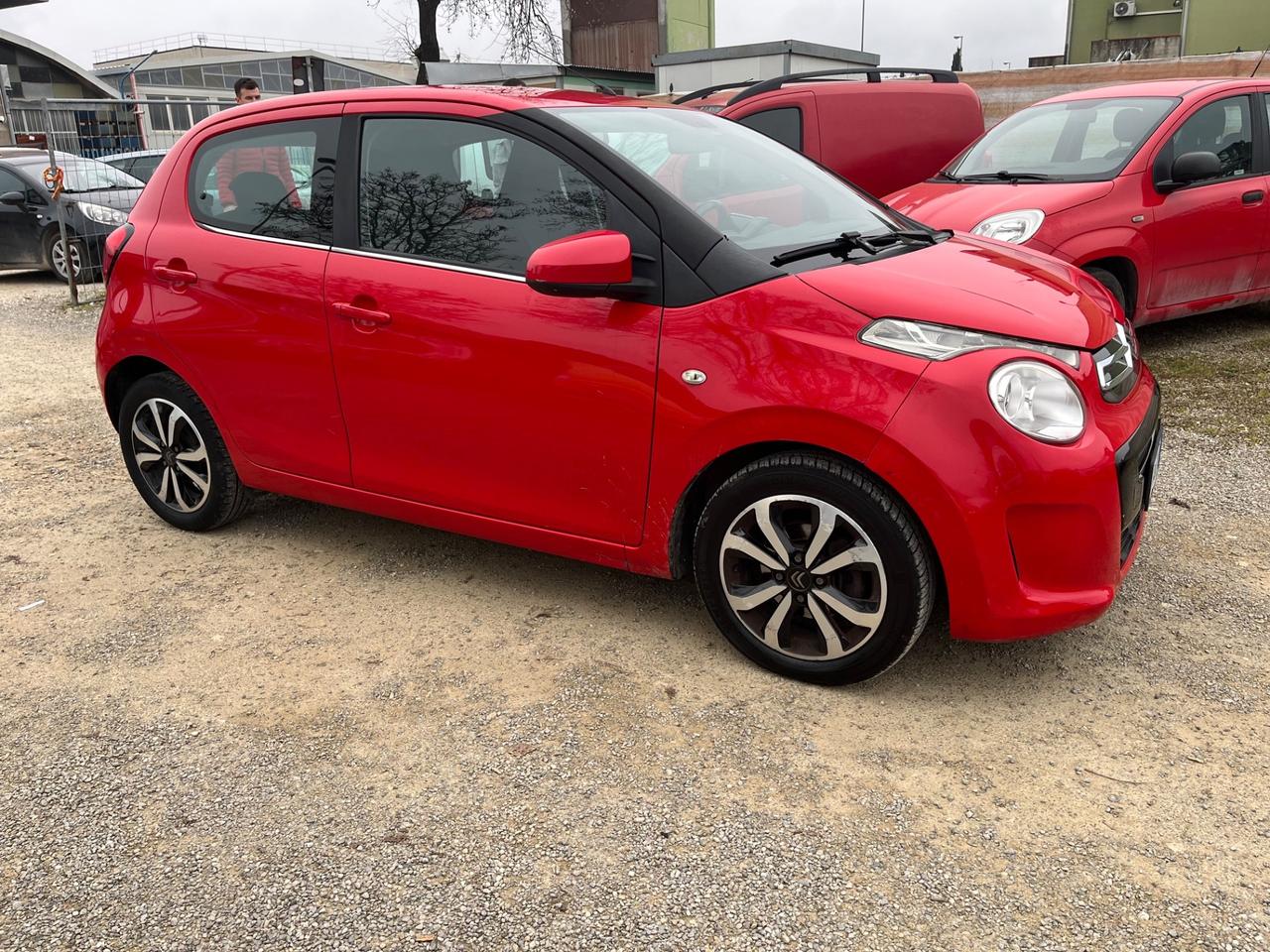 Citroen C1 2016 1.0 VTi 68 5 porte Shine