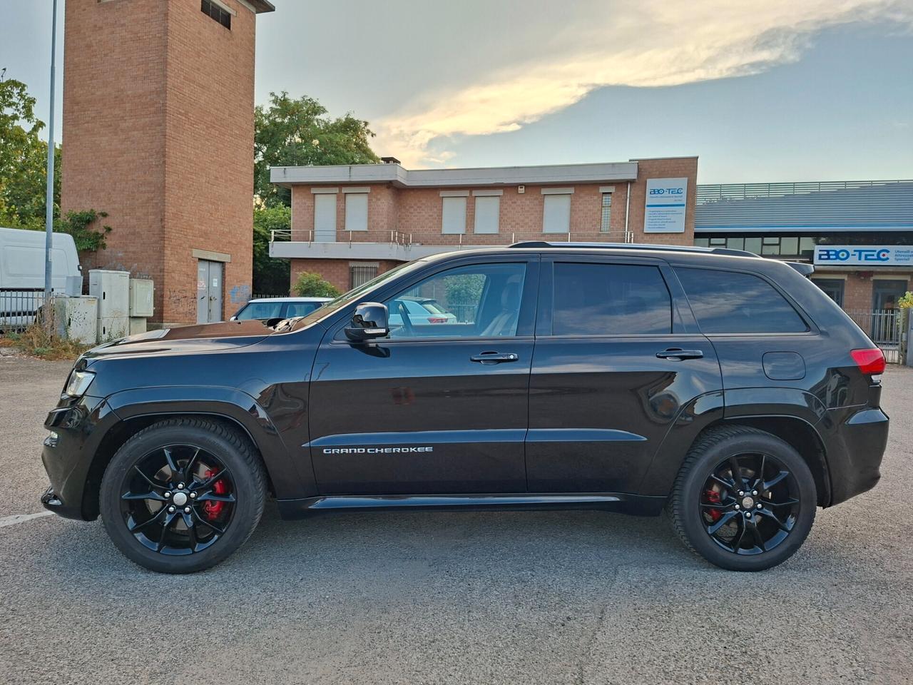 Jeep Grand Cherokee Summit - 2016