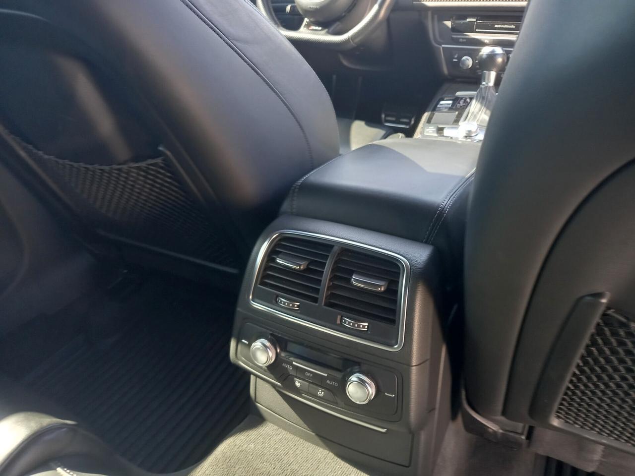 Audi A6 RS6 Avant 4.0 TFSI quattro tiptronic performance