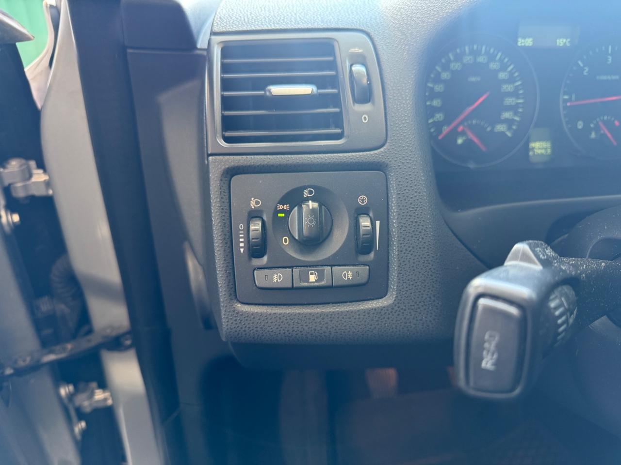 Volvo V50 D4 R-design