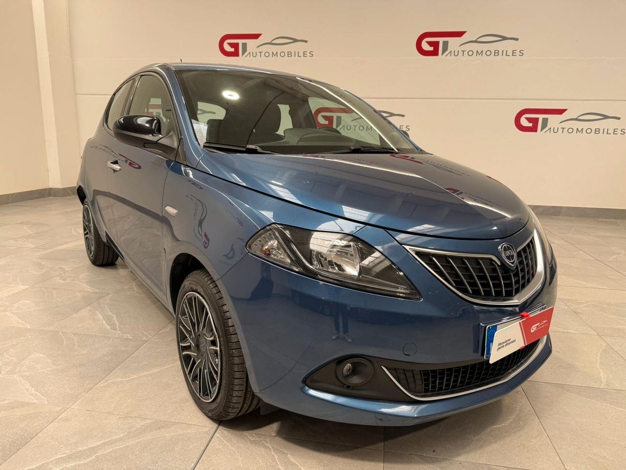 Lancia Ypsilon 1.0 FireFly 5 porte S&S Hybrid Gold