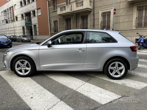 AUDI A3 1.6 TDI Business