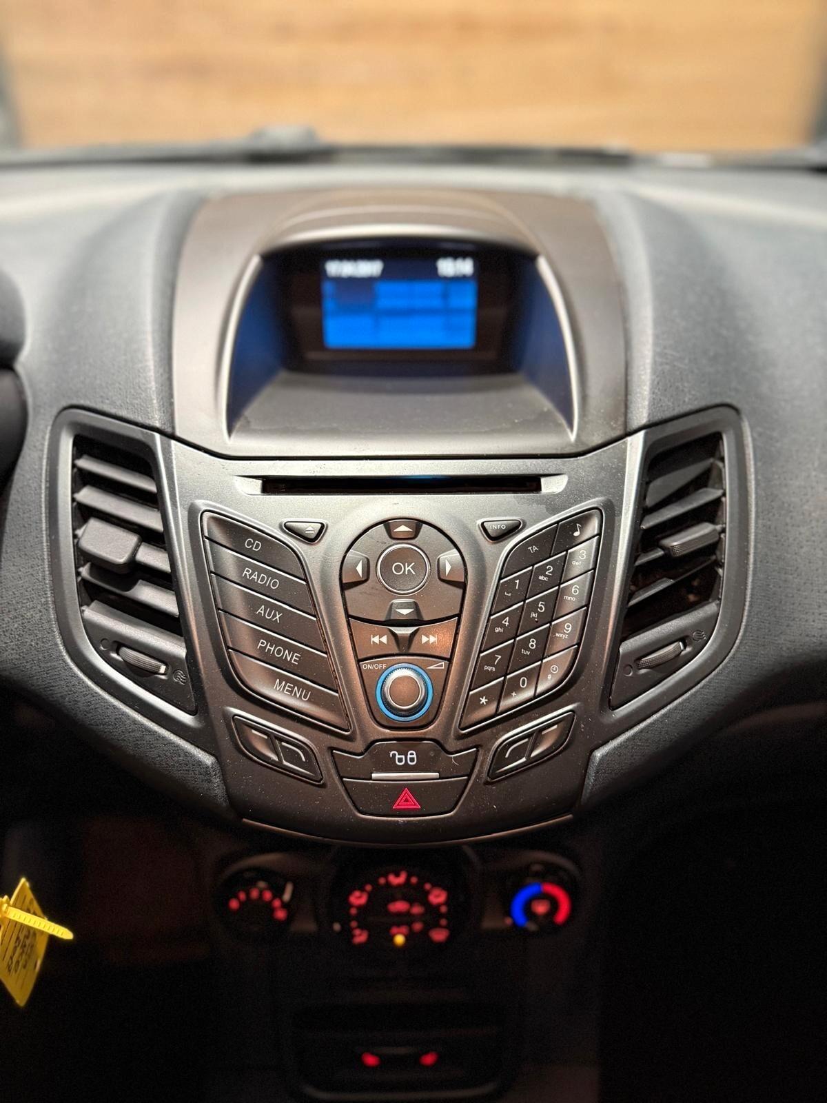 Ford Fiesta 1.4 5p. Bz.- GPL Titanium