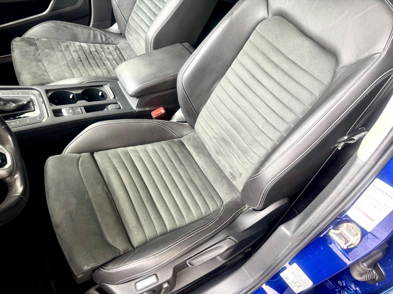 Volkswagen Passat R-Line 2.0 TDI SCR 200 CV DSG Executive