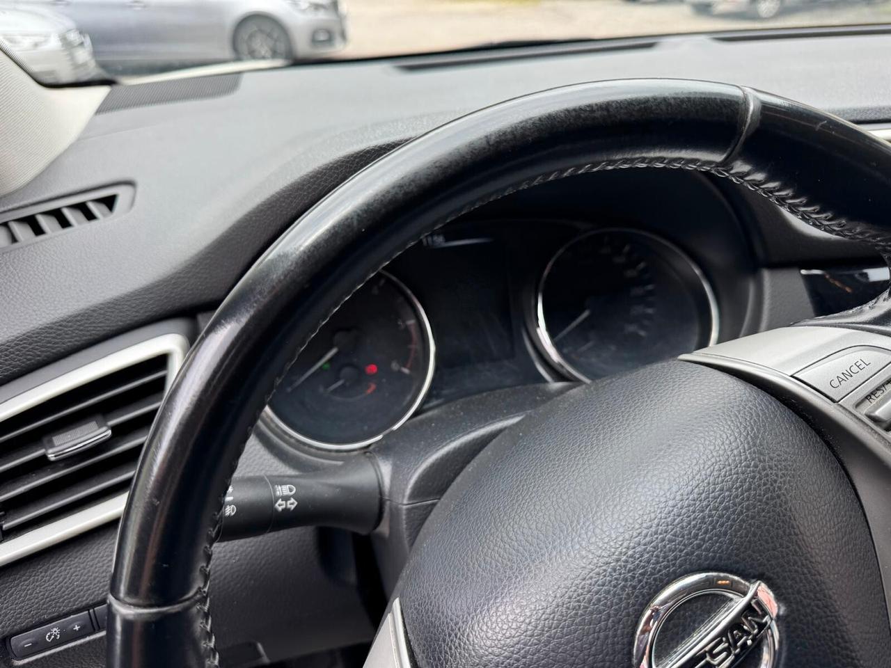 Nissan Qashqai 1.5 dCi DPF Tekna