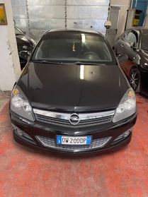 Opel Astra GTC 1.7 CDTI 125CV 3 porte Cosmo