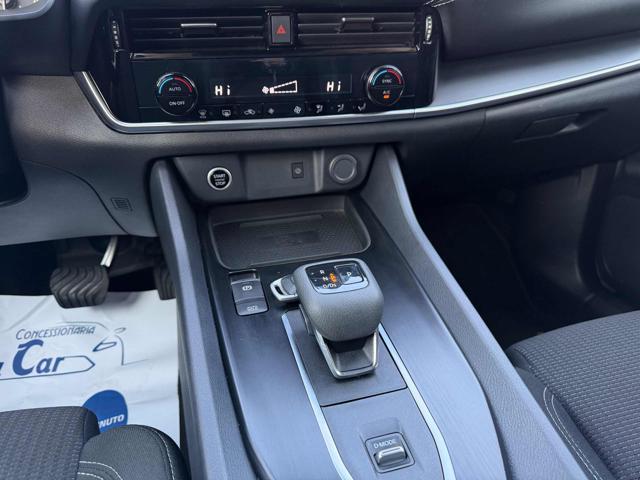 NISSAN Qashqai MHEV 158 CV Xtronic Business